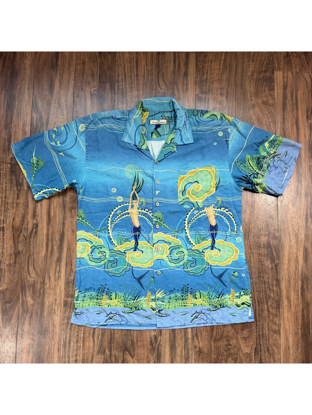 Warning to all collectors of Tommy Bahama shirts - Picture 1 of 8